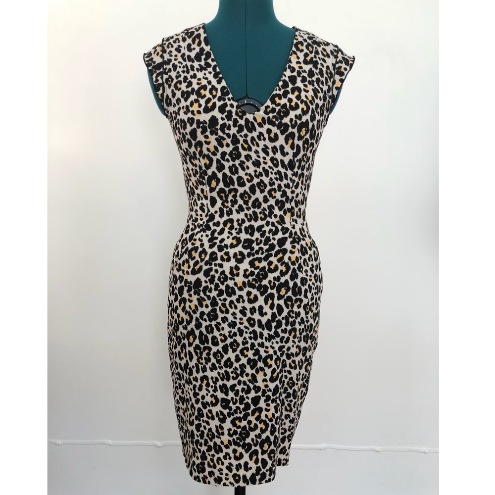 Sexy fitted Cheetah Dress